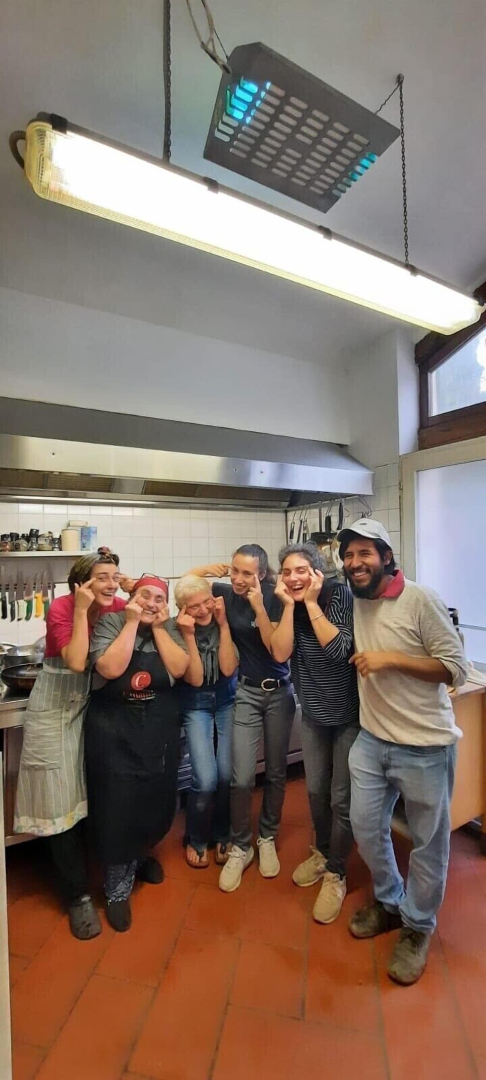 Lunch and dinner served