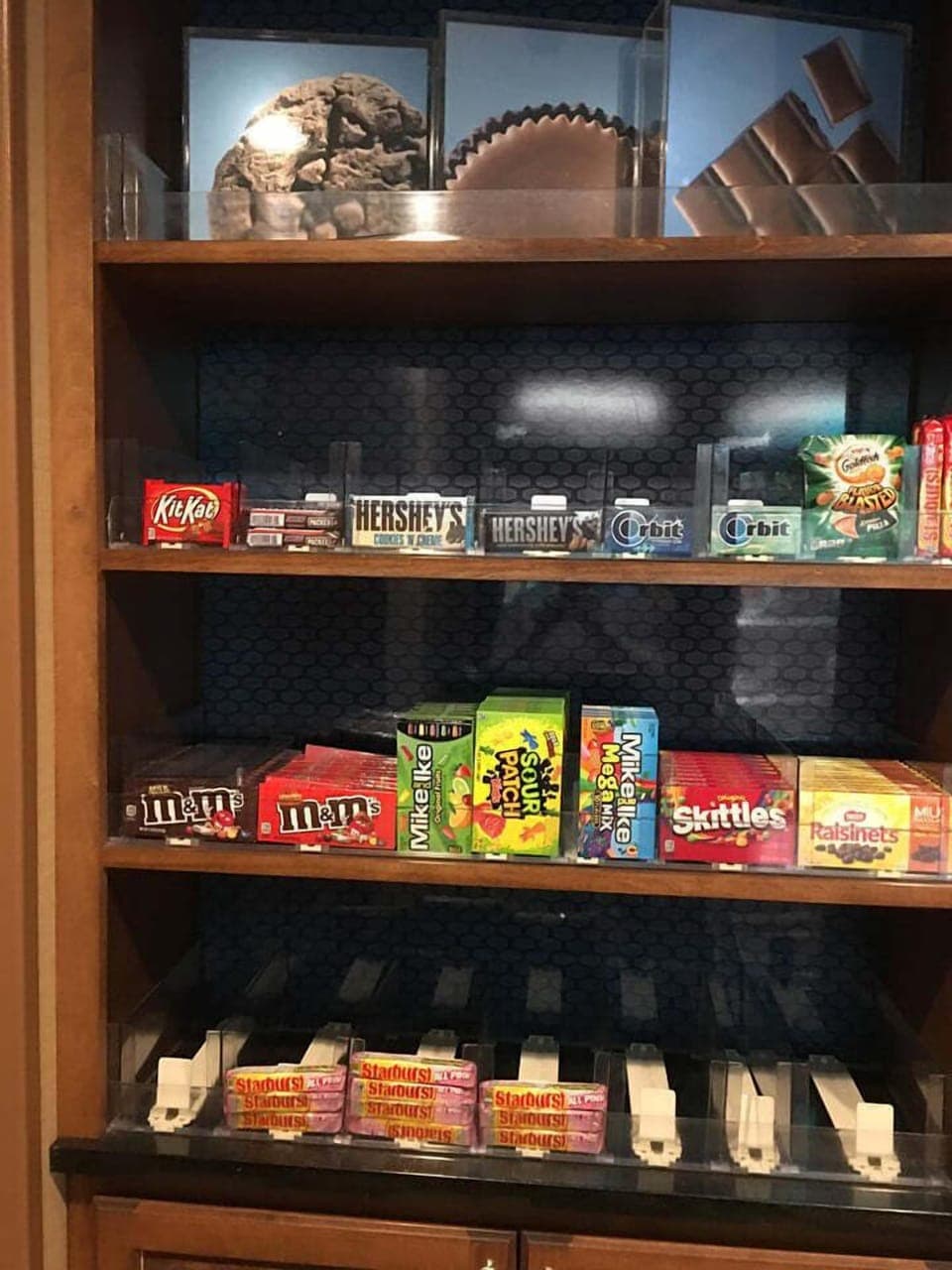 Snack bar