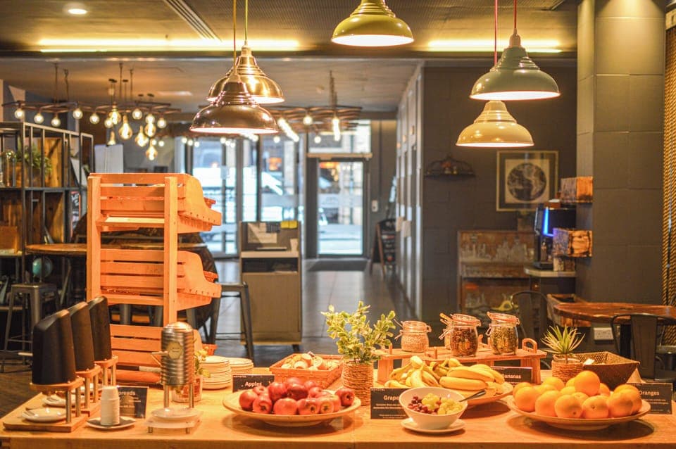 Daily English breakfast (GBP 18 per person)