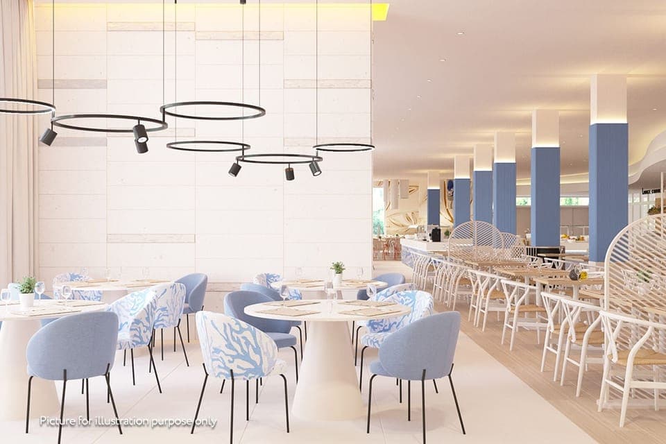 2 restaurants, breakfast served