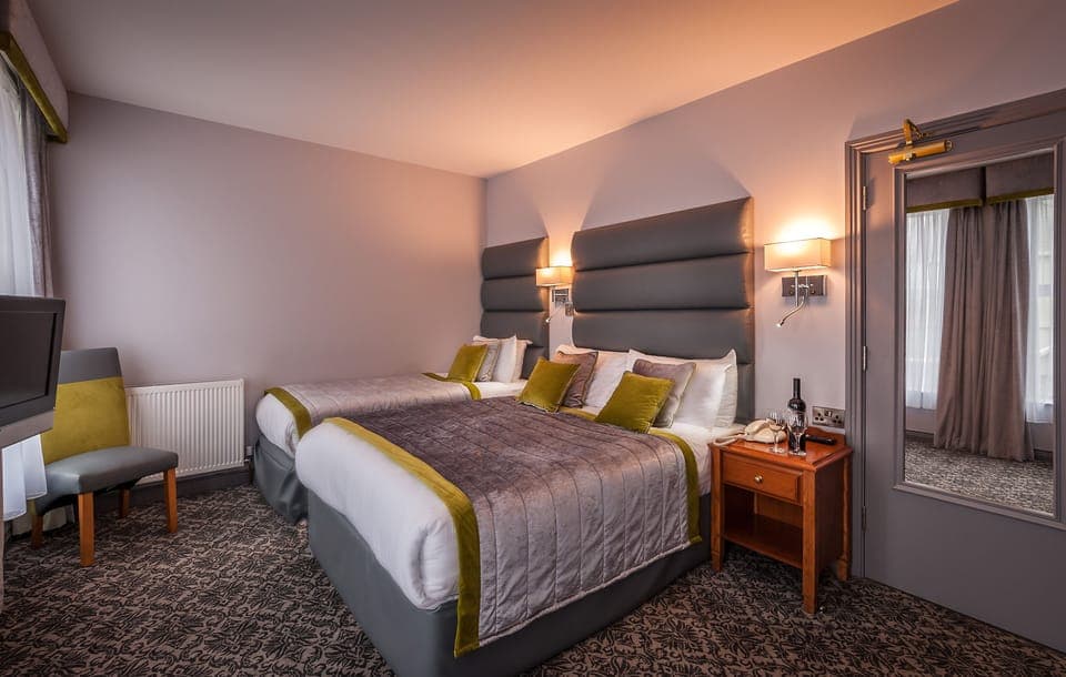 Desk, blackout drapes, iron/ironing board, free WiFi