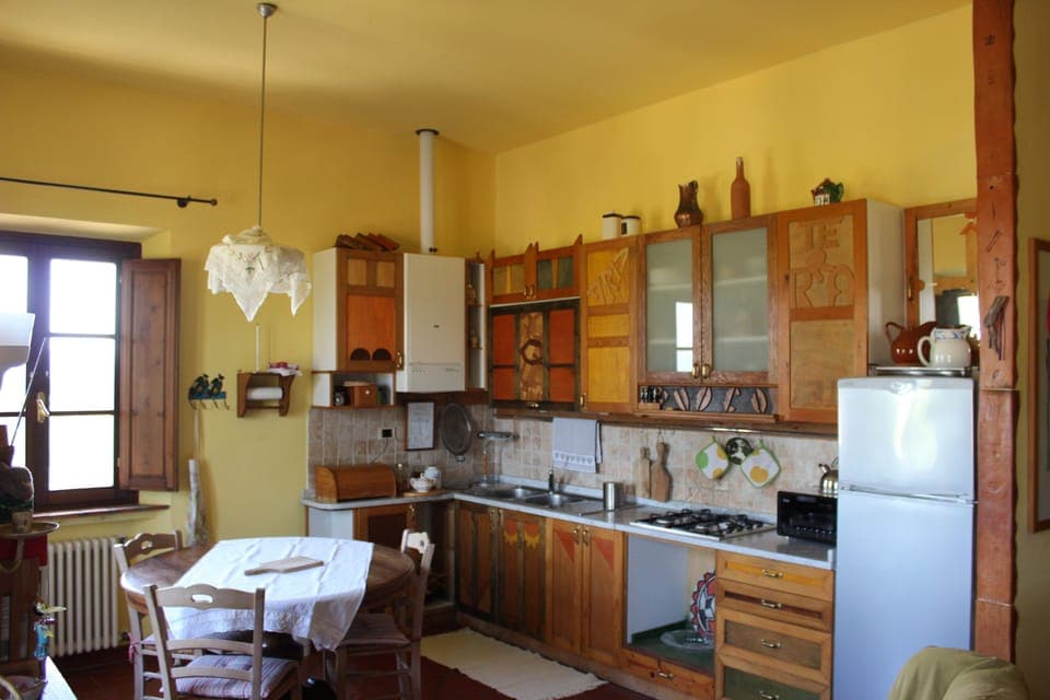 Apartment, 2 Bedrooms | Private kitchen | Oven, stovetop, cookware/dishes/utensils