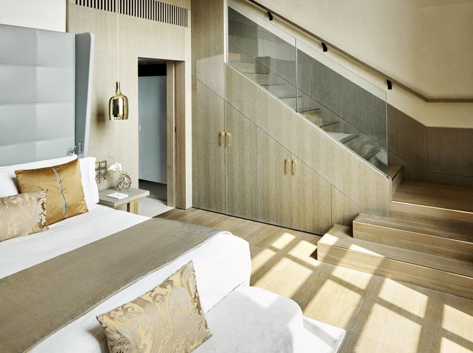 Minibar, in-room safe, blackout drapes, soundproofing