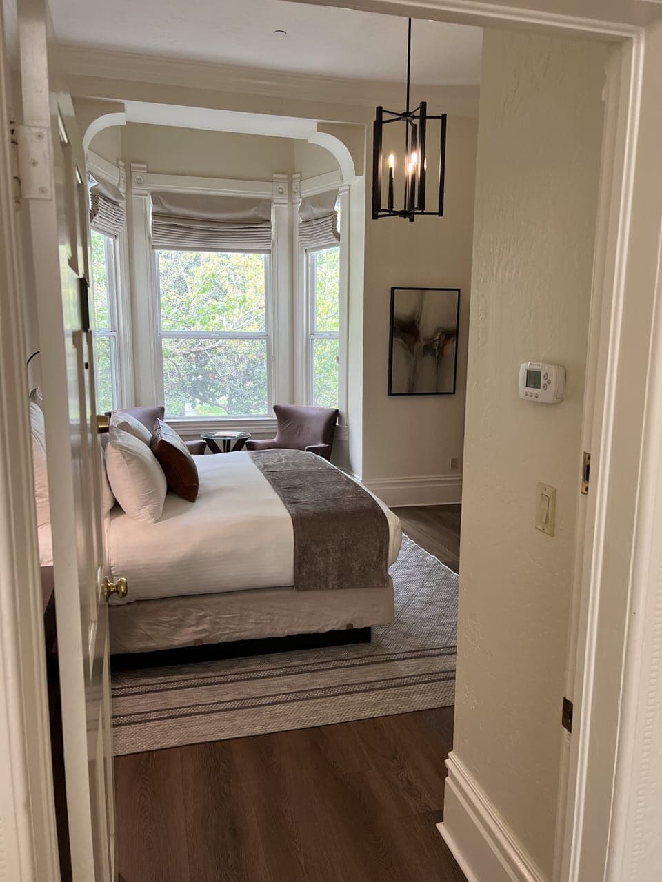 Superior Plaza King | Egyptian cotton sheets, premium bedding, pillowtop beds