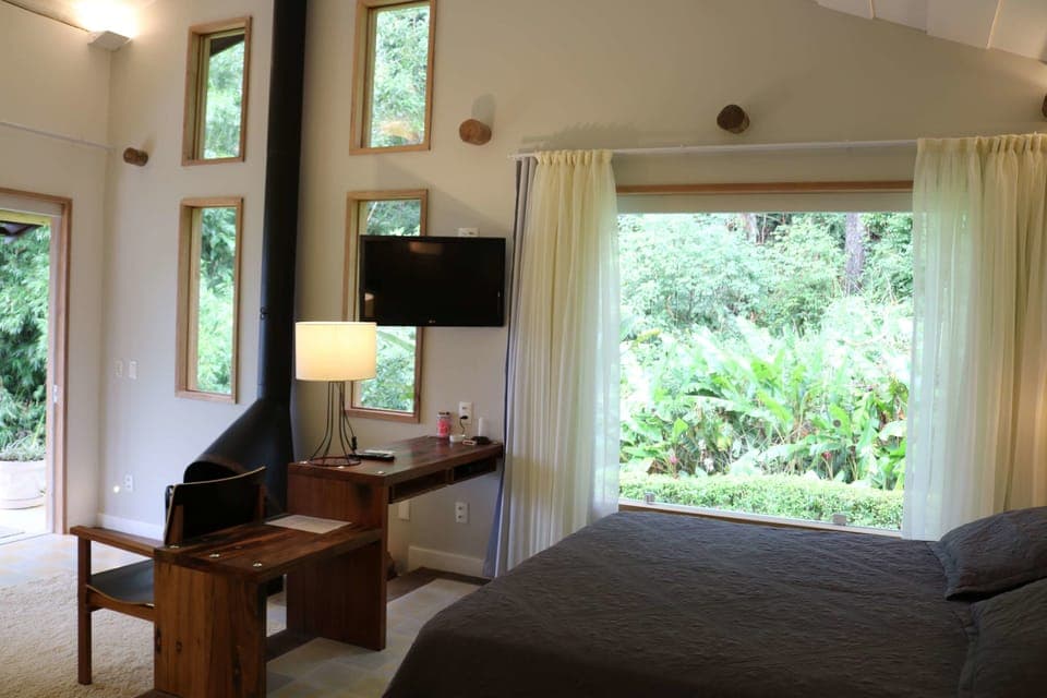 Deluxe Bungalow | Minibar, blackout drapes, free WiFi, bed sheets