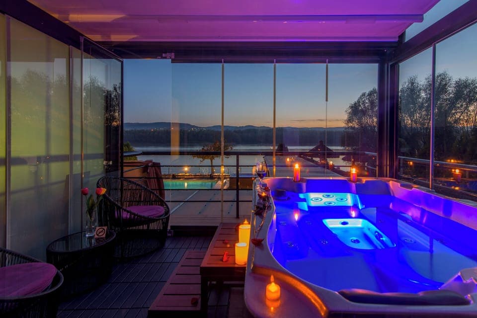 Deluxe Villa | Memory foam beds, minibar, in-room safe, desk