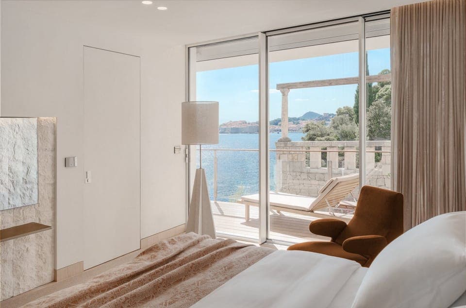 Premium bedding, minibar, free cribs/infant beds, free wired internet