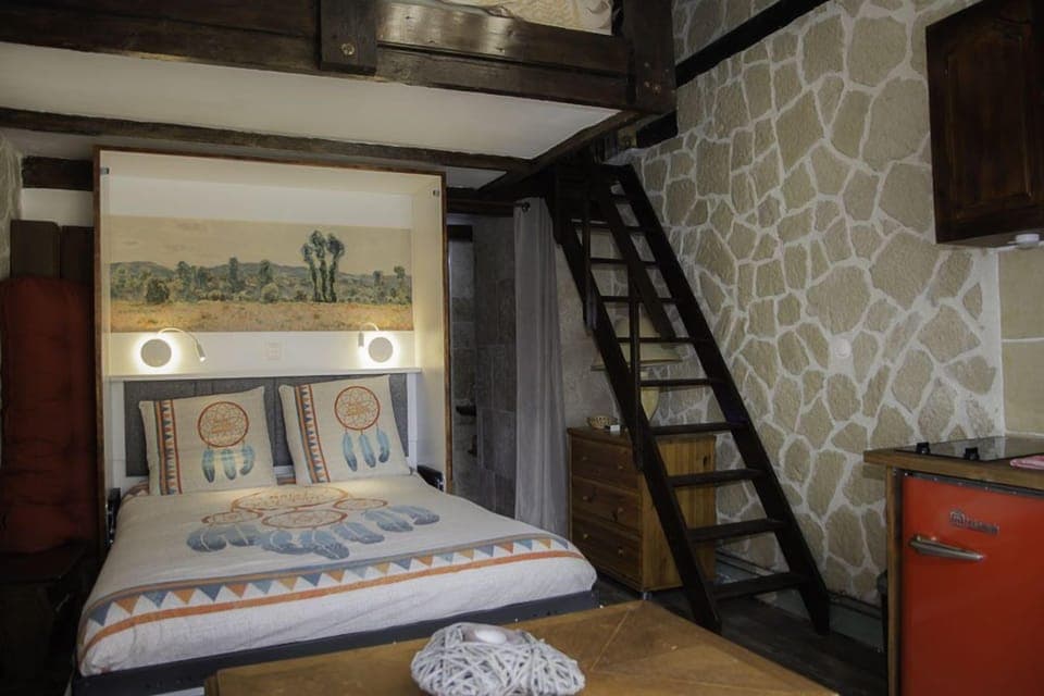 Romantic Duplex | Pillowtop beds, individually decorated, individually furnished