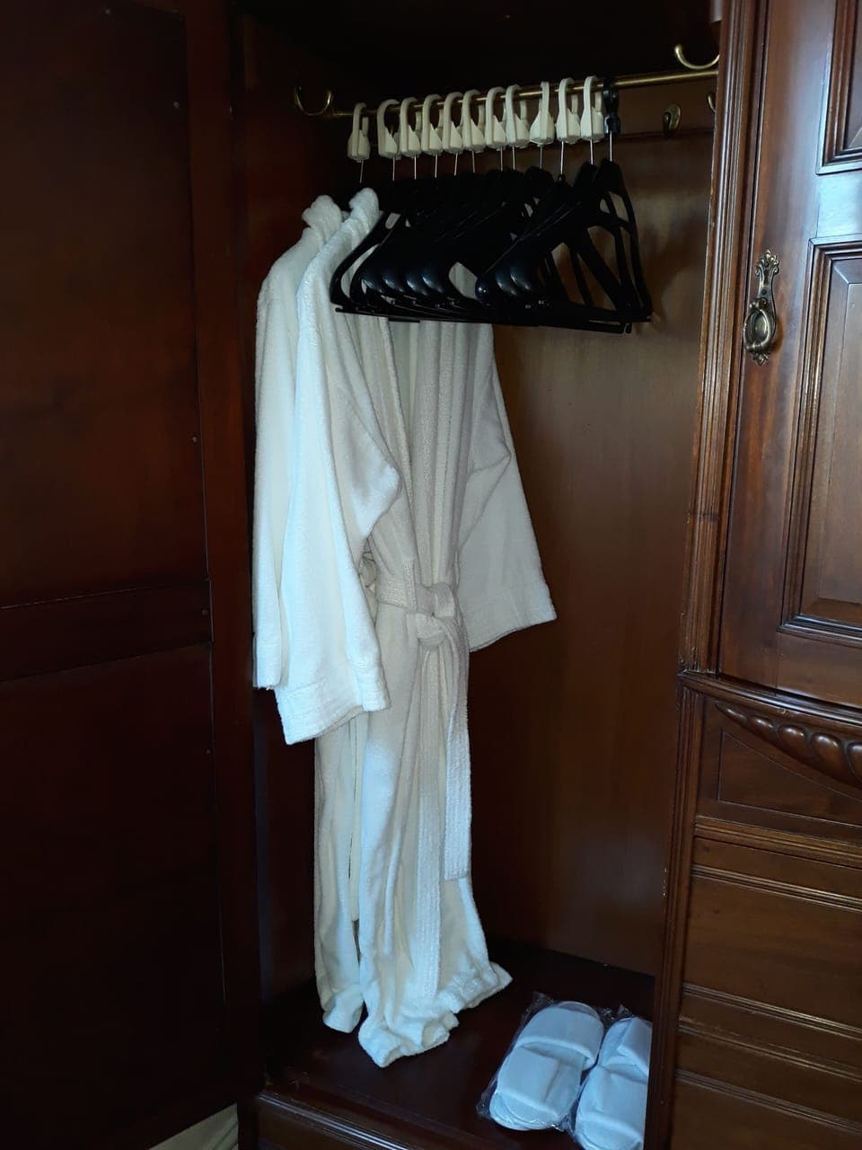 Superior Double Room, 1 King Bed, Ensuite | Premium bedding, individually decorated, iron/ironing board, free WiFi