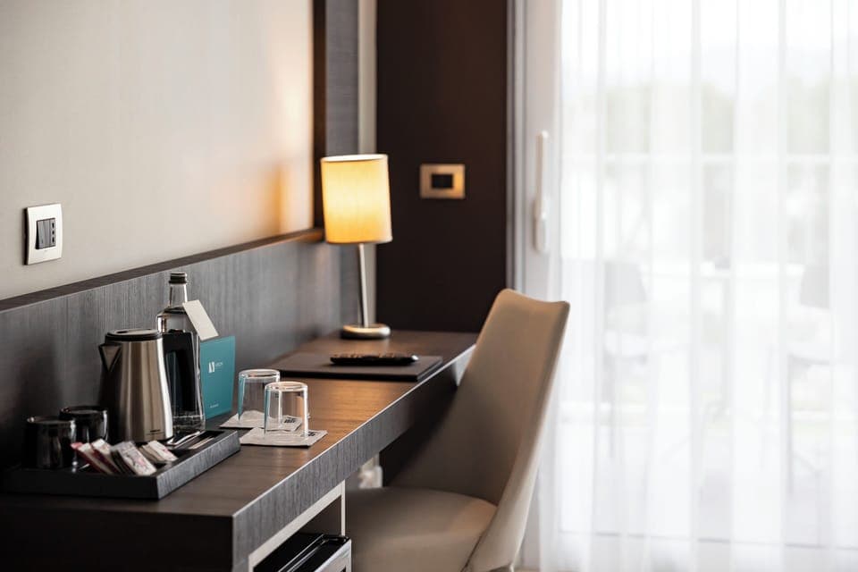 Superior Double or Twin Room, Lake View | Minibar, in-room safe, desk, cribs/infant beds