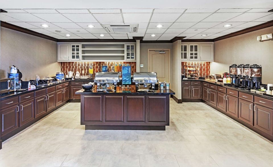 Free daily breakfast