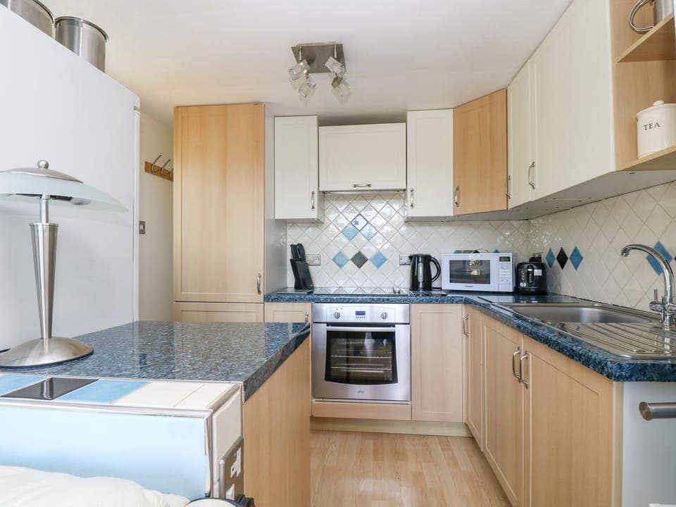 Cottage | Private kitchen | Cookware/dishes/utensils