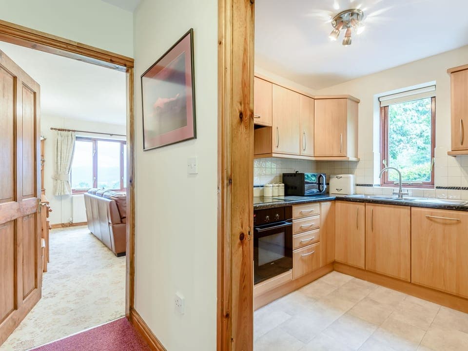 Fridge, dishwasher, cookware/dishes/utensils