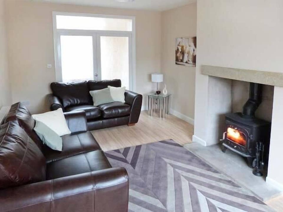 Cottage | Living room | TV