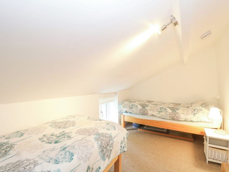 2 bedrooms, individually decorated, individually furnished, free WiFi