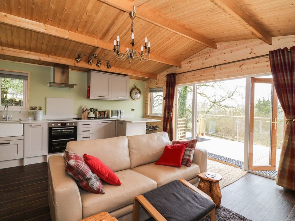 Cottage | Living area | TV