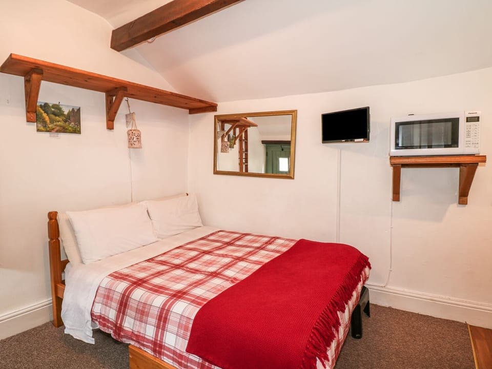 Cottage | 1 bedroom, individually decorated, individually furnished, free WiFi