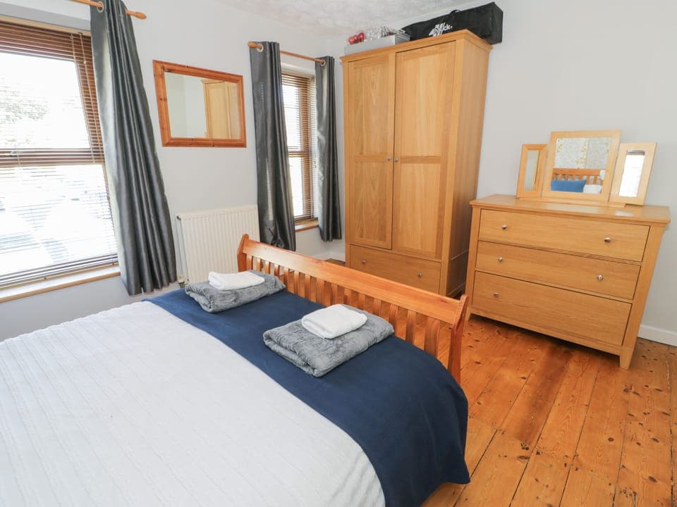 Cottage | 3 bedrooms, individually decorated, individually furnished, free WiFi