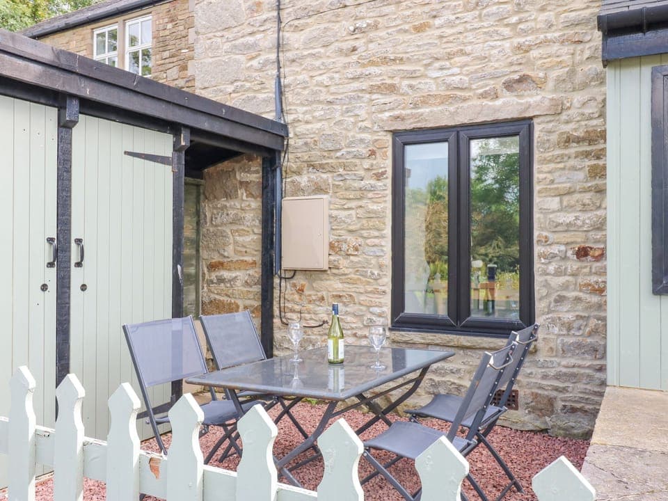 Cottage | Outdoor dining