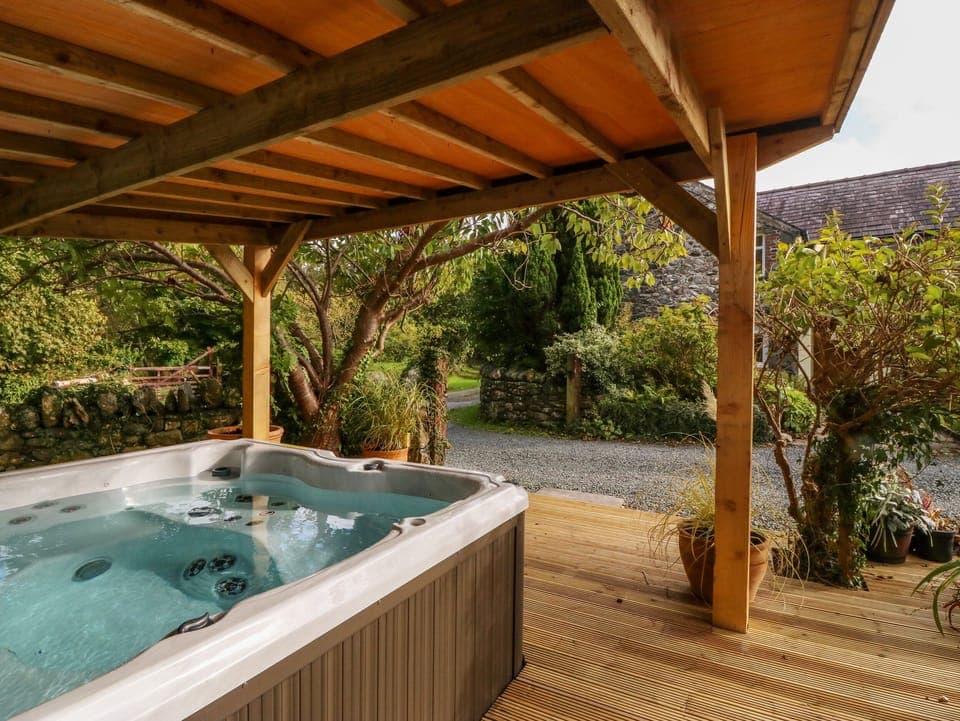 Cottage | Spa