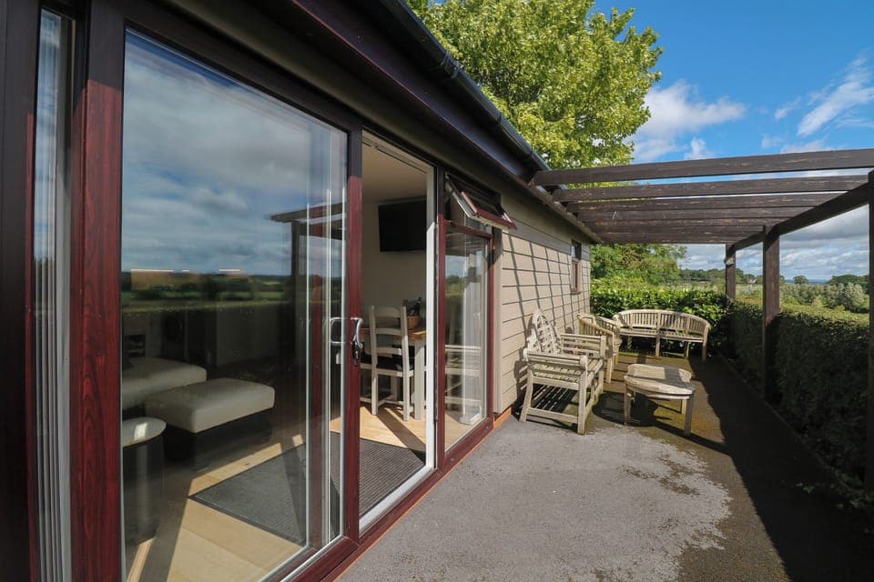 Cottage | Outdoor dining