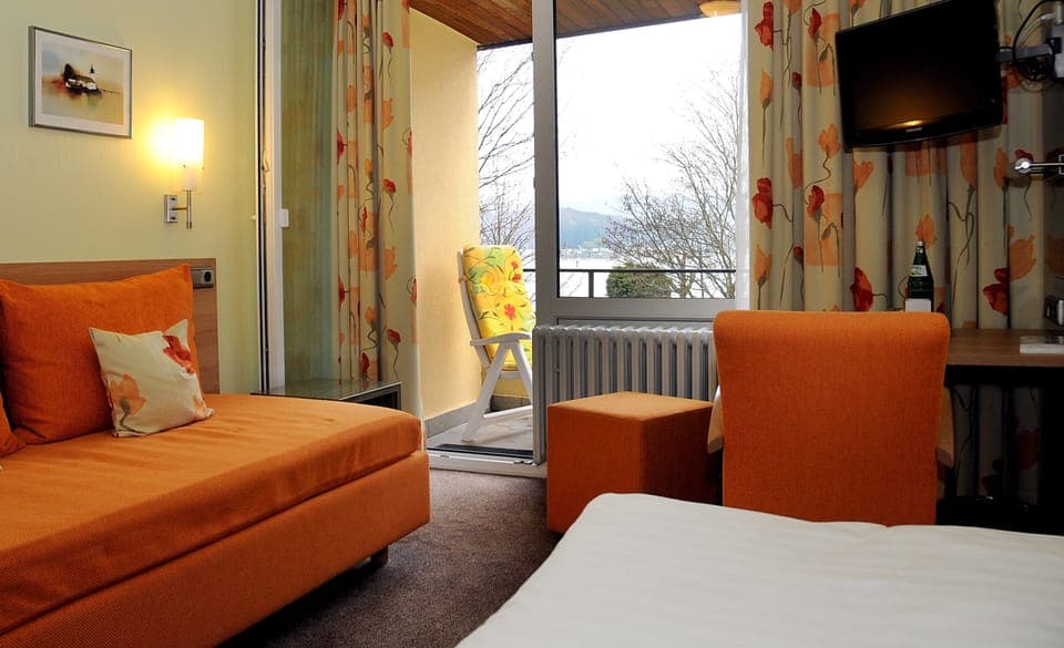 Single Room | Desk, blackout drapes, free WiFi, bed sheets