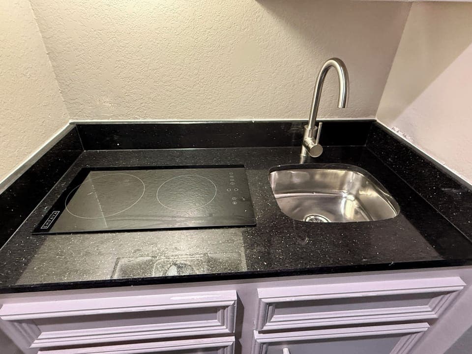 Fridge, microwave, stovetop