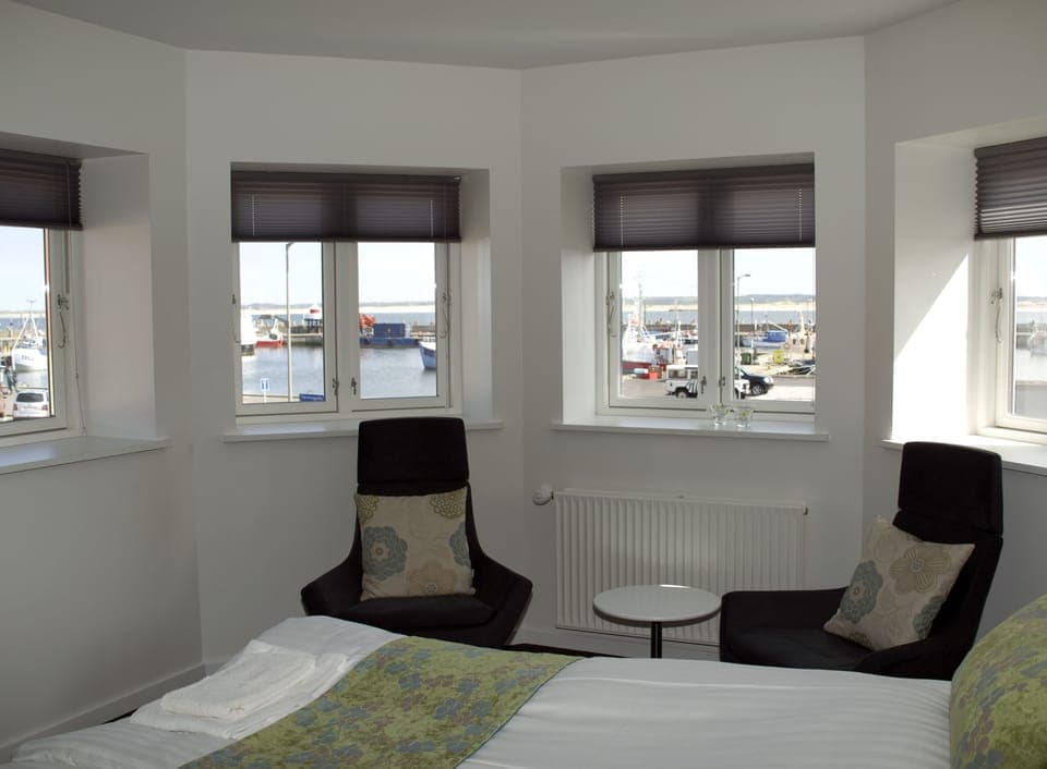 Panoramic Apartment, 2 Twin Beds, Accessible, Sea View | 1 bedroom, premium bedding, iron/ironing board, free WiFi