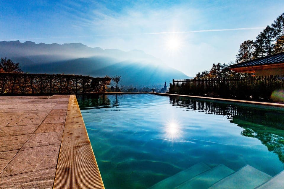 Outdoor pool, pool umbrellas, sun loungers