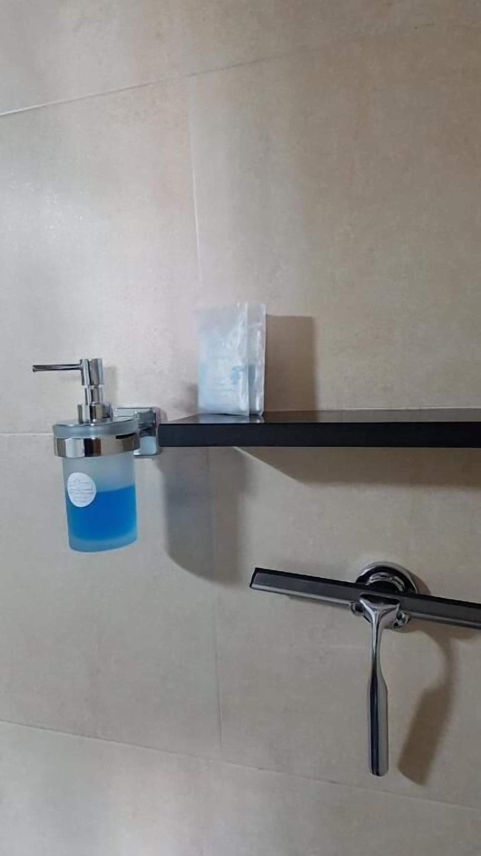 Shower, hair dryer, bathrobes, slippers