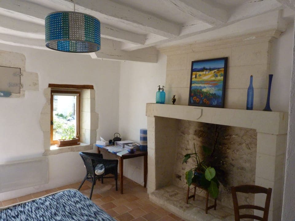 Double Room (Paisibleue) | Individually decorated, individually furnished, free WiFi, bed sheets