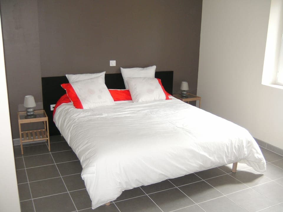 Double Room, Accessible (Beige) | Individually decorated, individually furnished, desk, soundproofing