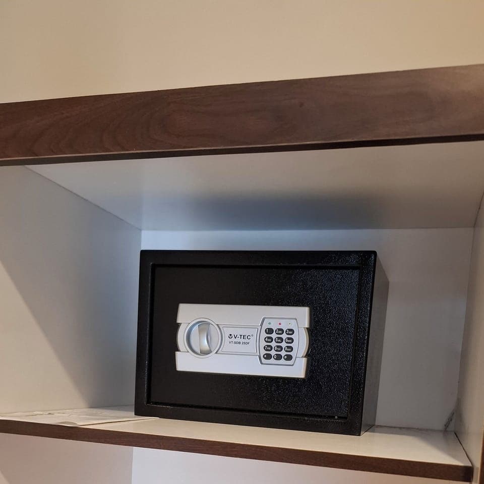 Deluxe Villa, 1 Queen Bed, Non Smoking | Safe