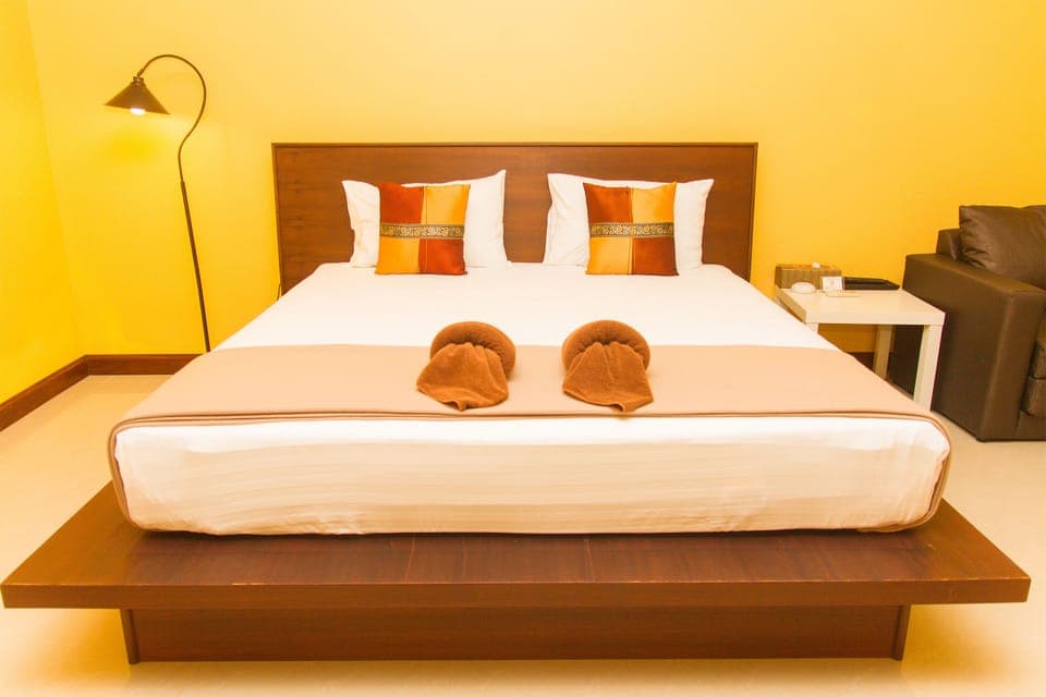 Standard Double Room | In-room safe, blackout drapes, free WiFi, bed sheets