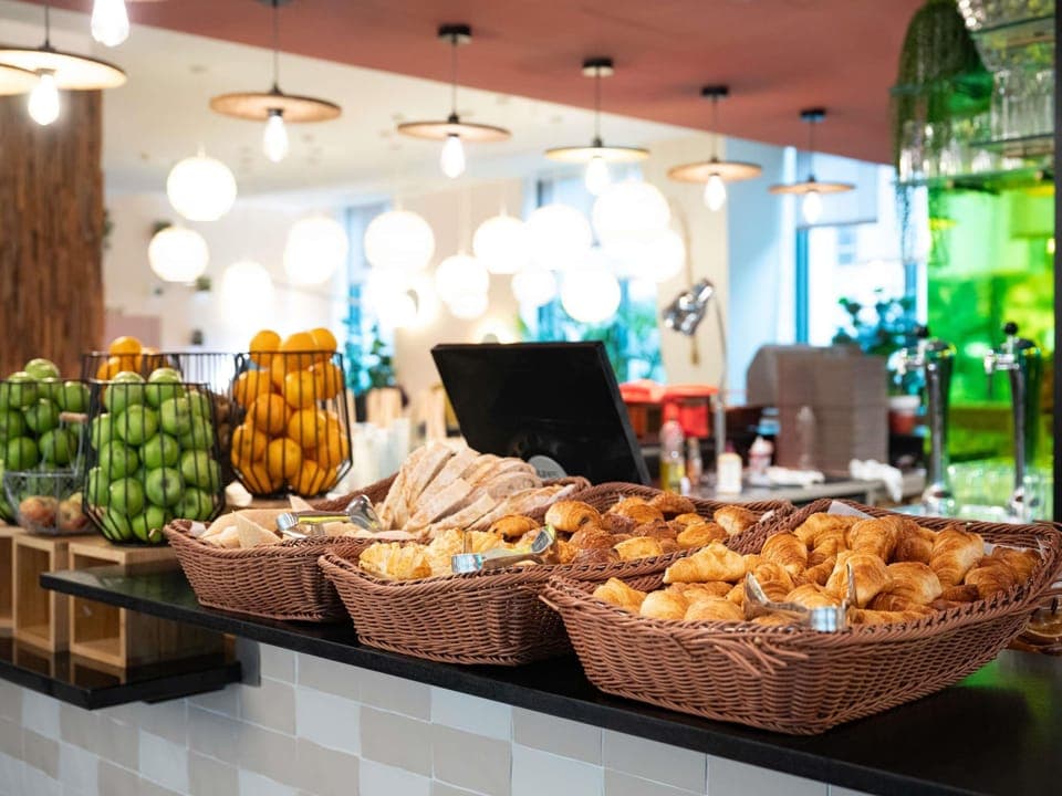 Daily buffet breakfast (EUR 14.50 per person)