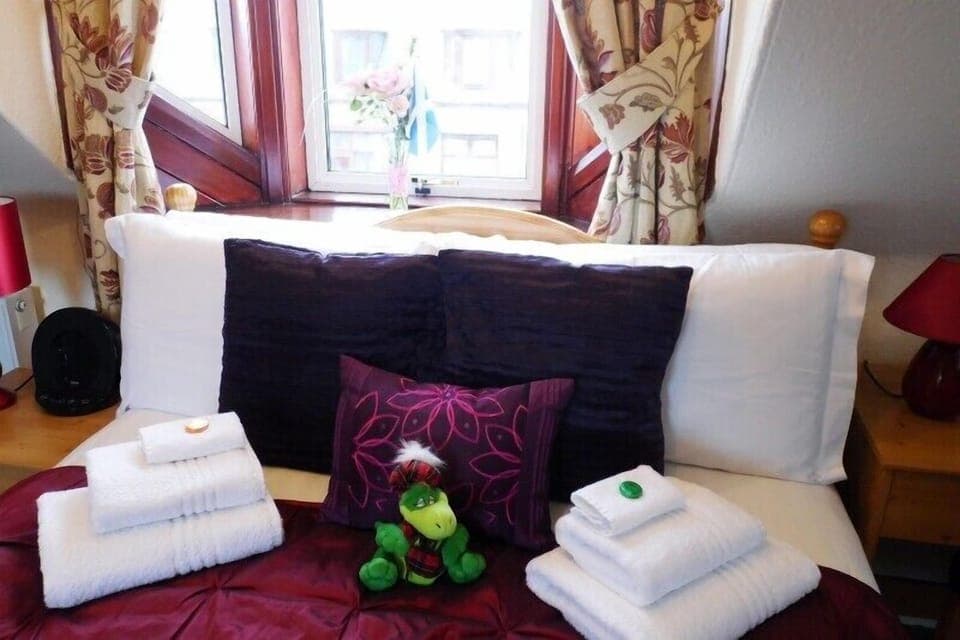 Family Room | Individually decorated, individually furnished, desk, iron/ironing board