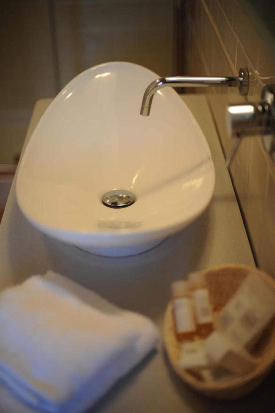 Shower, rainfall showerhead, hair dryer, slippers