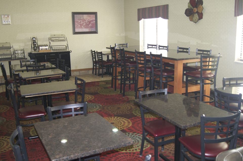 Free daily local cuisine breakfast