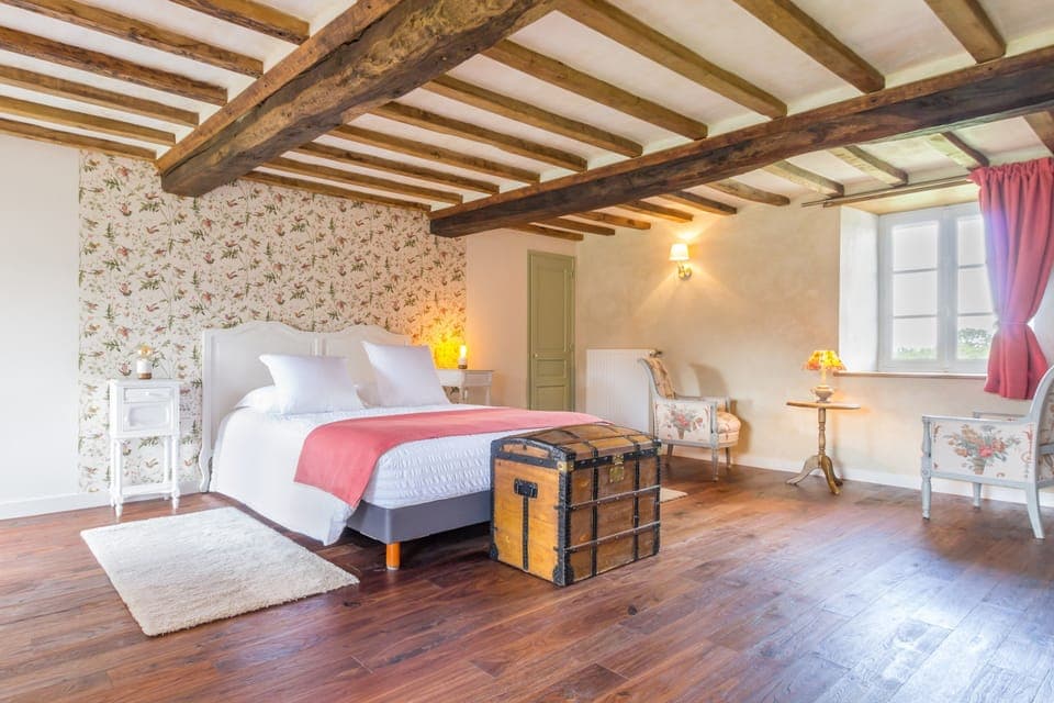 Room, Non Smoking | Individually decorated, individually furnished, blackout drapes