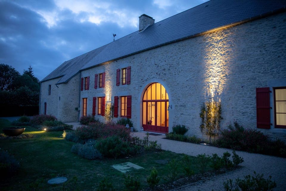 Front of property - evening/night