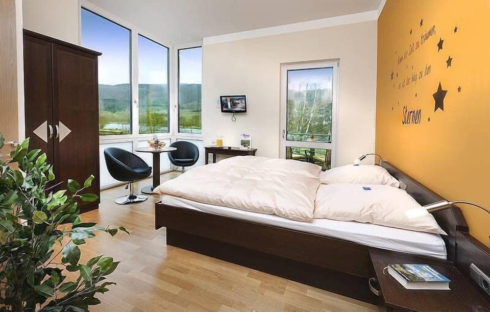 Double Room, Balcony | In-room safe, desk, rollaway beds, free WiFi