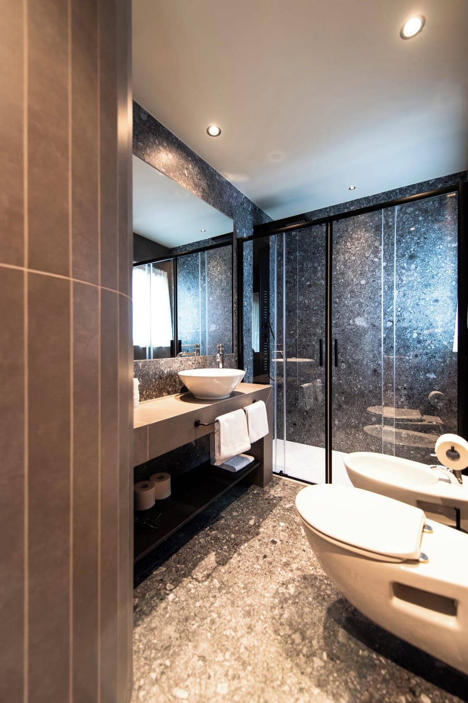 Junior Suite | Bathroom | Bidet, towels