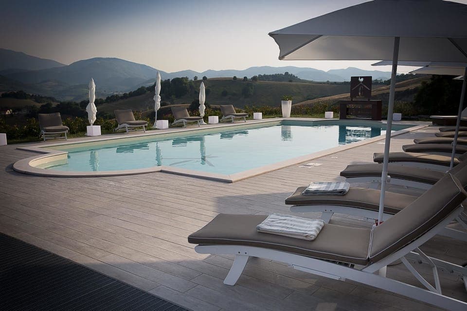 Seasonal outdoor pool, pool umbrellas, sun loungers