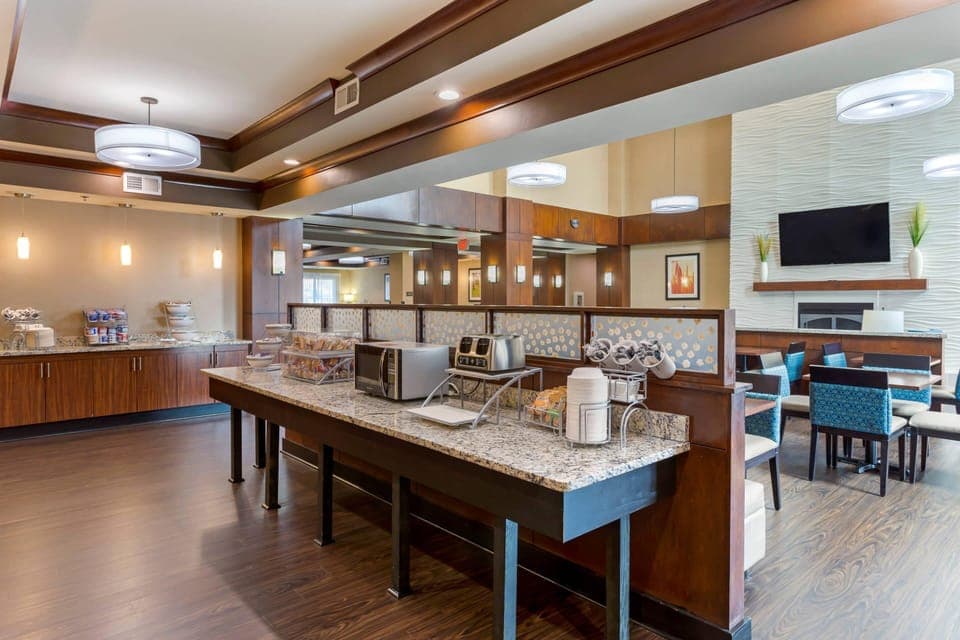 Free daily self-serve breakfast