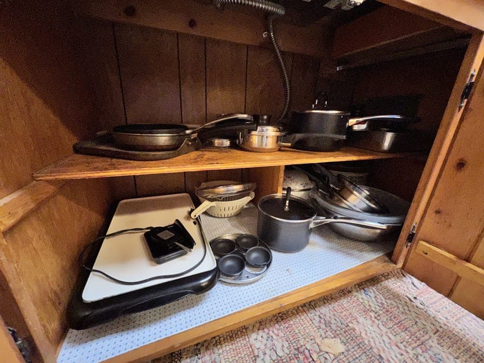 Family Cabin, Ensuite (Oakwood) | Private kitchen