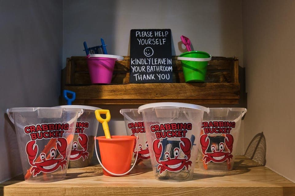 Coffee/tea maker, electric kettle