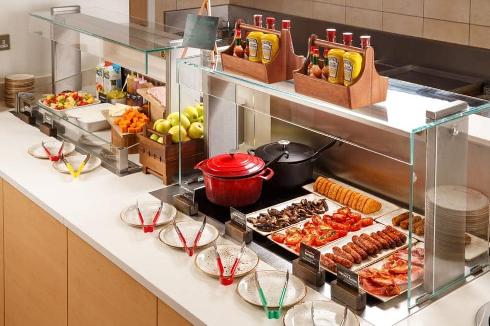 Daily buffet breakfast (GBP 12.00 per person)