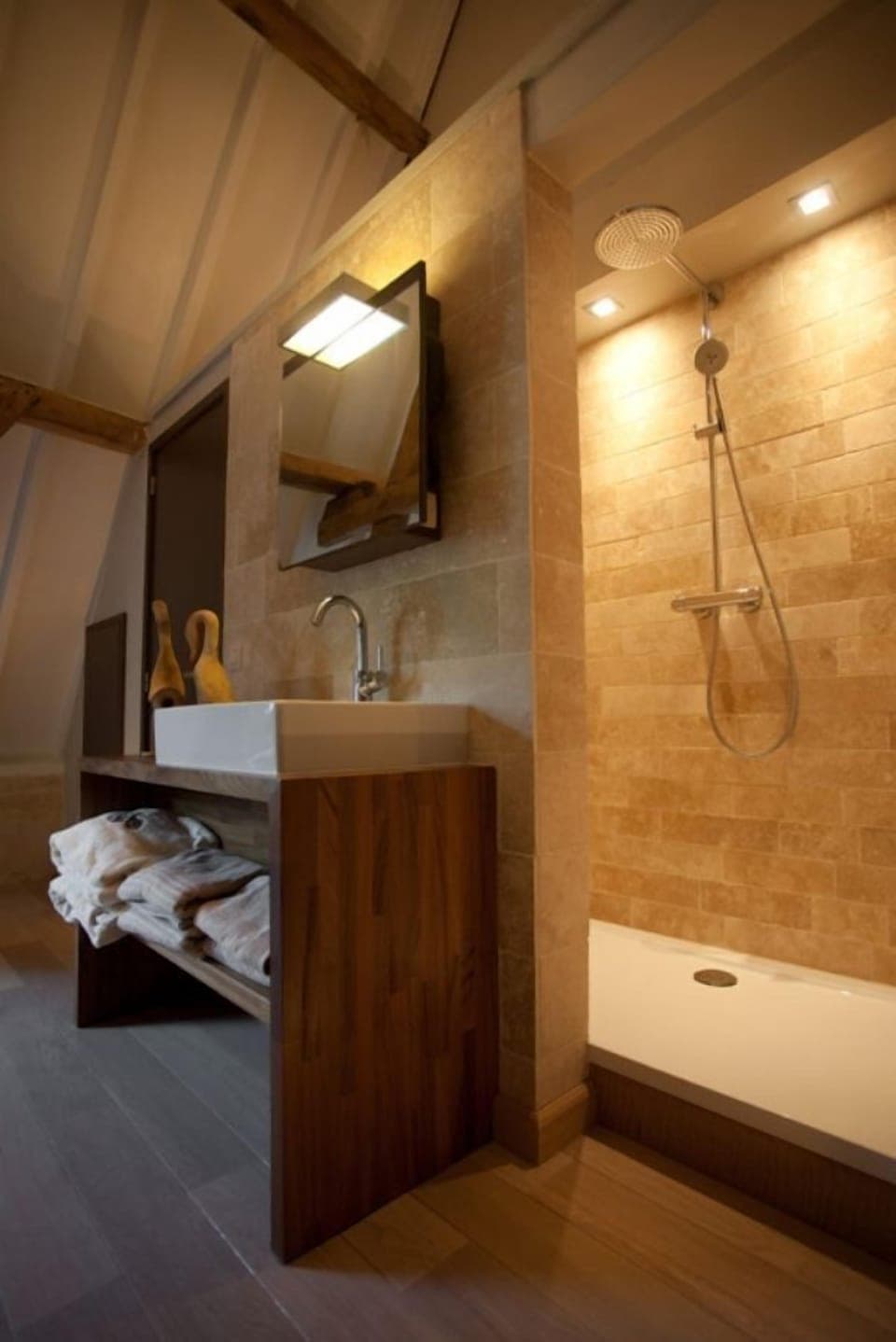 Bathtub, free toiletries, hair dryer, bathrobes