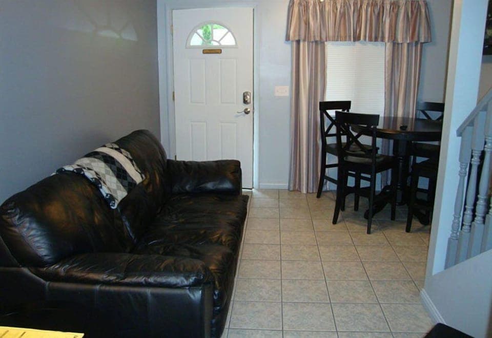 Put in Bay Townhouses | Living area | 40-inch TV with cable channels
