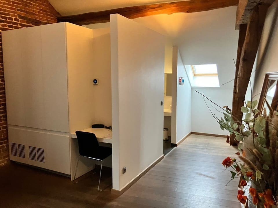 Traditional Double Room | Bathroom | Free toiletries, hair dryer, towels